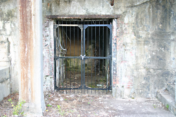 Nice relaxing jail cell type thing