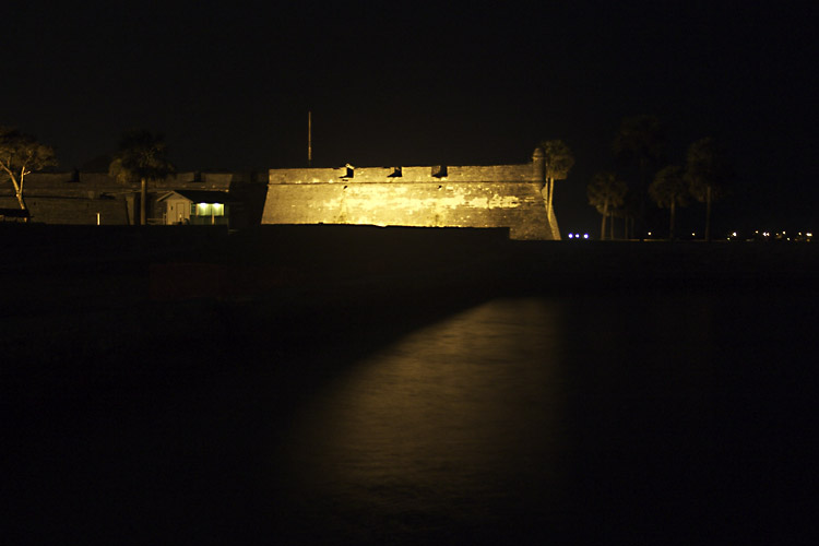 Castillo de San Marcos at night