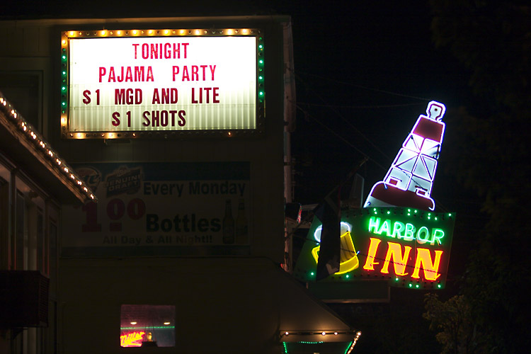 The Harbor Inn